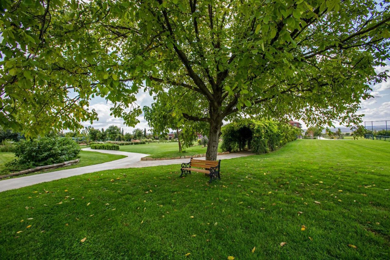 Ambassadori Kachreti Golf Resort Kachret'i Экстерьер фото